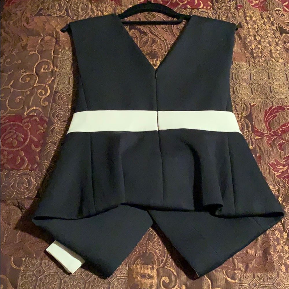 ❌SOLD❌ Donna Karen Top - Picture 5 of 8